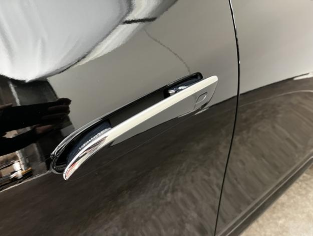 MERCEDES-BENZ GLB 250+ avec technologie EQ Limited Edition  GLB 250+ avec technologie EQ Limited Edition