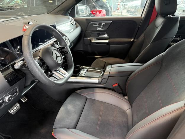 MERCEDES-BENZ GLA Mercedes-AMG  35 4MATIC  Mercedes-AMG GLA 35 4MATIC