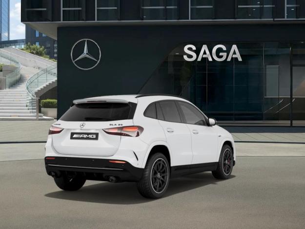 MERCEDES-BENZ GLA-Klasse Mercedes-AMG GLA 35 4MATIC Off-Roader