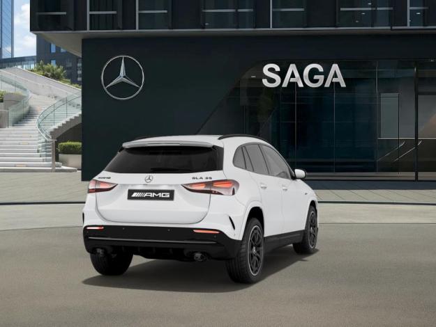 MERCEDES-BENZ GLA-Klasse Mercedes-AMG GLA 35 4MATIC Off-Roader