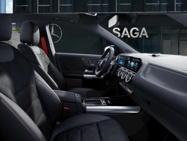 MERCEDES-BENZ GLA-Klasse Mercedes-AMG GLA 35 4MATIC Off-Roader