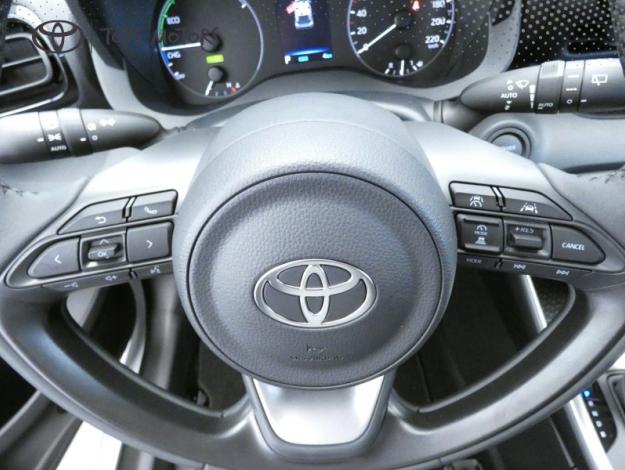 TOYOTA Yaris Hybride 116h Dynamic  