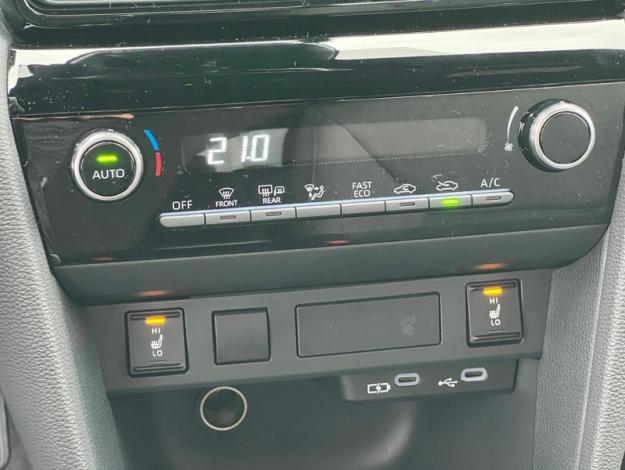 TOYOTA Yaris Cross 130H 2WD DESIGN PACK CARGO  130H 2WD DESIGN PACK CARGO