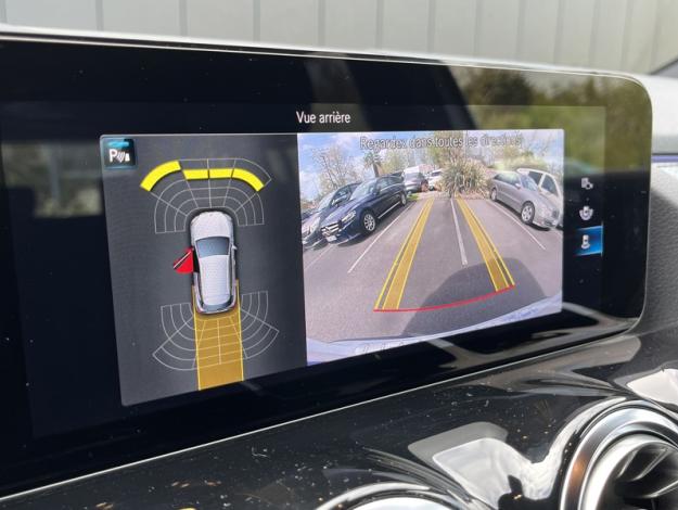 MERCEDES-BENZ GLA 200 d AMG Line  