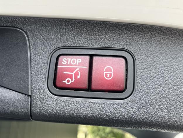 MERCEDES-BENZ GLA 200 d AMG Line  