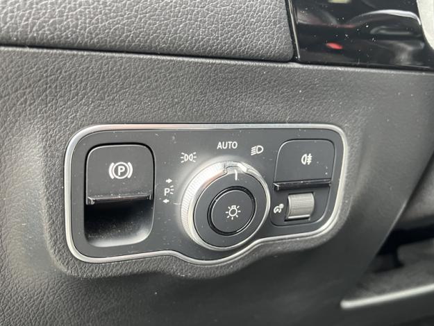 MERCEDES-BENZ GLA 200 d AMG Line  