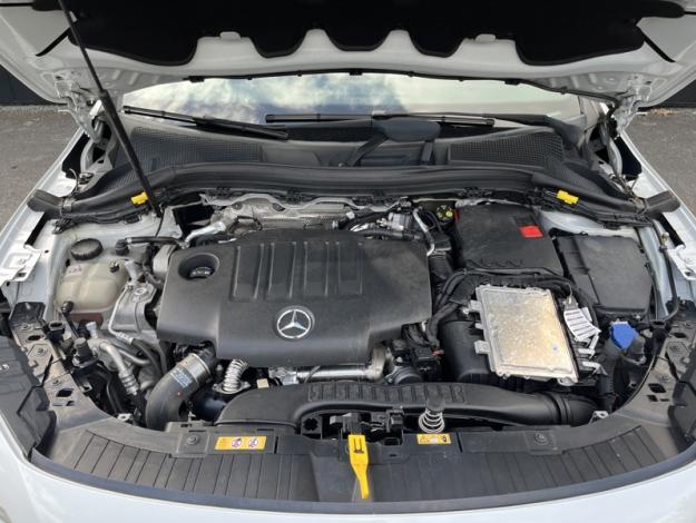 MERCEDES-BENZ GLA 200 d AMG Line  