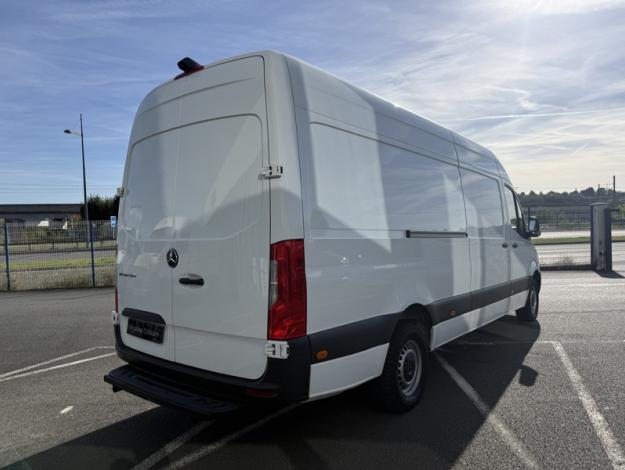 MERCEDES-BENZ Sprinter 317 CDI Fourgon Toit sureleve Long First 2 places 