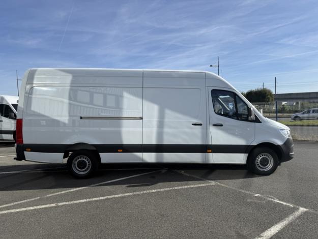 MERCEDES-BENZ Sprinter 317 CDI Fourgon Toit sureleve Long First 2 places 