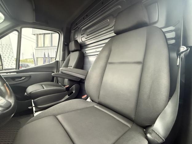 MERCEDES-BENZ Sprinter 317 CDI Fourgon Toit sureleve Long First 