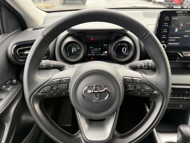 TOYOTA Yaris Hybride 116h Design  