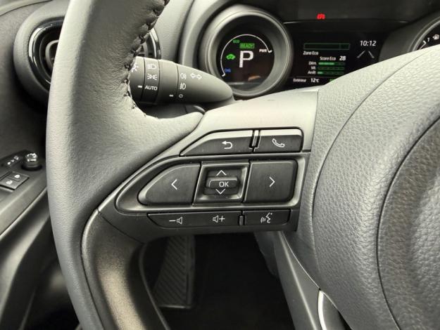 TOYOTA Yaris Hybride 116h Design  