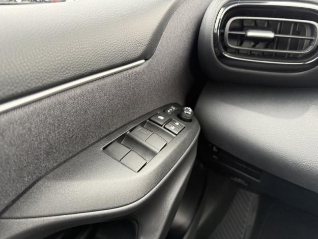 TOYOTA Yaris Hybride 116h Design  