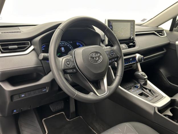 TOYOTA RAV4 2WD 218ch Dynamic  