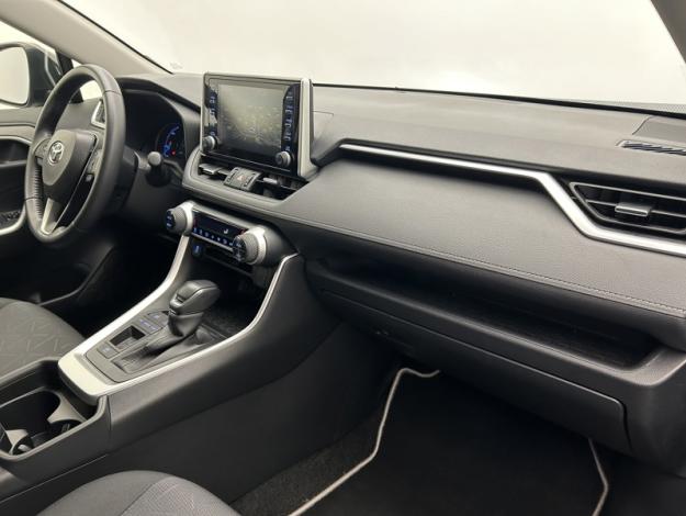 TOYOTA RAV4 2WD 218ch Dynamic  
