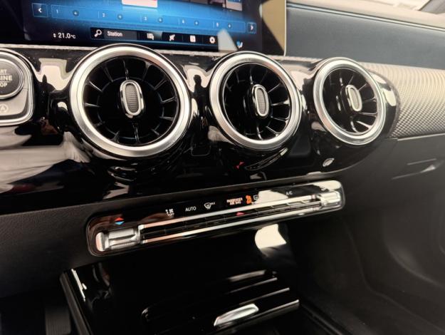 MERCEDES-BENZ Classe A A 180 d  