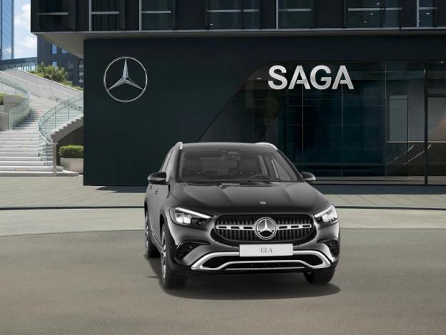 MERCEDES-BENZ GLA 180  GLA 180 Cyber Edition