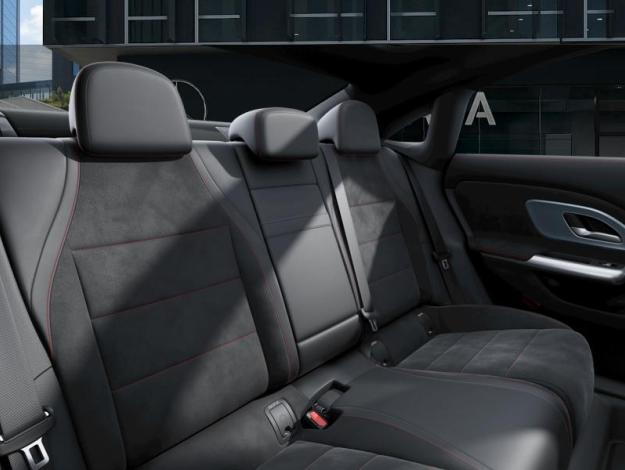 MERCEDES-BENZ CLA Coupé CLA 200 AMG Line  CLA 200 AMG Line