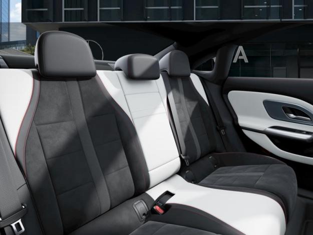 MERCEDES-BENZ CLA Coupé CLA 200 AMG Line  CLA 200 AMG Line