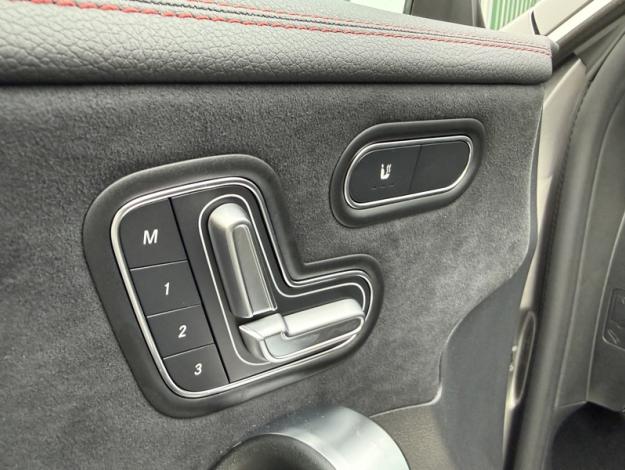 MERCEDES-BENZ CLA Coupé CLA 250 e Hybrid EQ Coupé AMG Line  CLA 250 e Hybrid EQ Coupé AMG Line