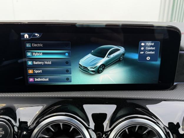 MERCEDES-BENZ CLA Coupé CLA 250 e Hybrid EQ Coupé AMG Line  CLA 250 e Hybrid EQ Coupé AMG Line