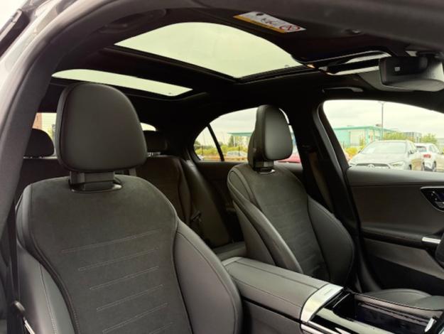 MERCEDES-BENZ Classe C Berline Classe C 300 de Hybrid EQ Berline AMG Line  Classe C 300 d e Hybrid EQ Berline AMG Line