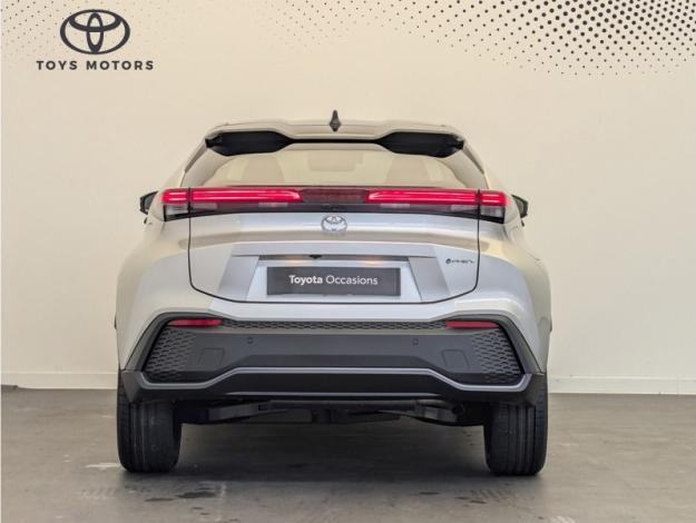 TOYOTA C-HR 2.0 PHEV 225 Graphic  