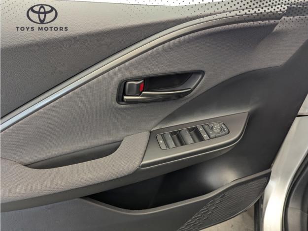 TOYOTA C-HR 2.0 PHEV 225 Graphic  