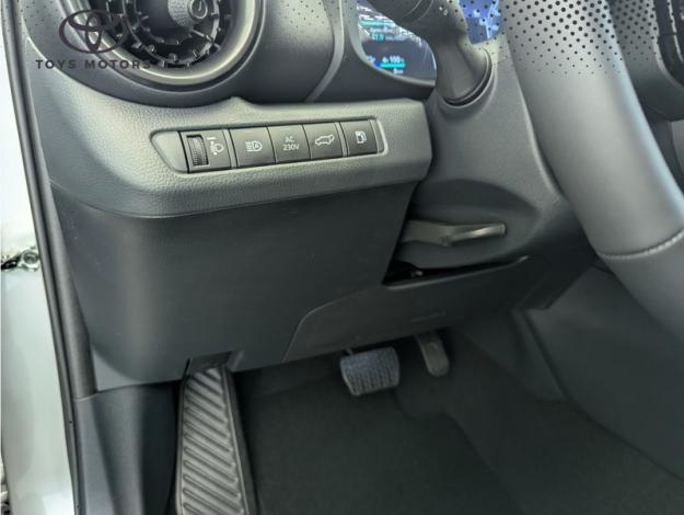 TOYOTA C-HR 2.0 PHEV 225 Graphic  