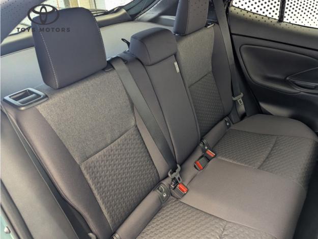 TOYOTA Yaris Cross 1.5 HYBRID 116H Design Pack Cargo  