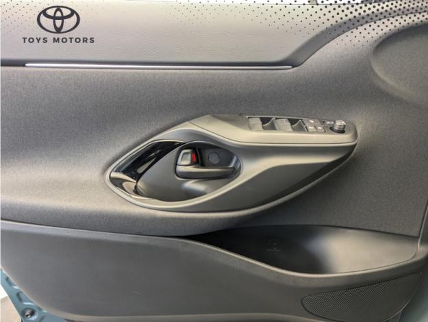 TOYOTA Yaris Cross 1.5 HYBRID 116H Design Pack Cargo  