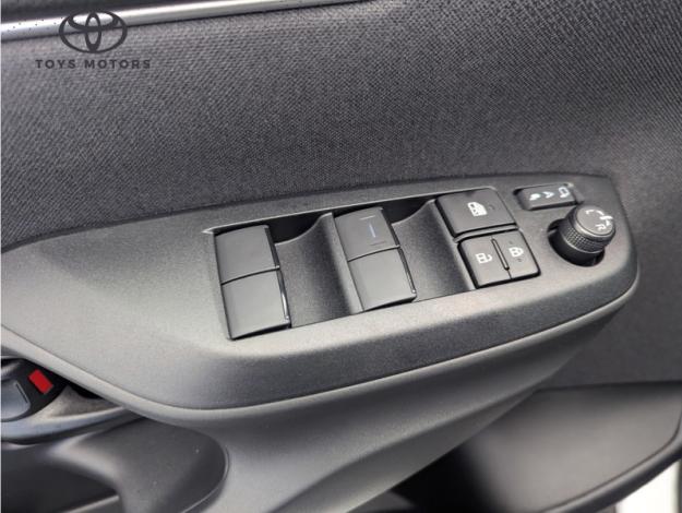 TOYOTA Yaris Cross 1.5 HYBRID 130H Design Pack Cargo  