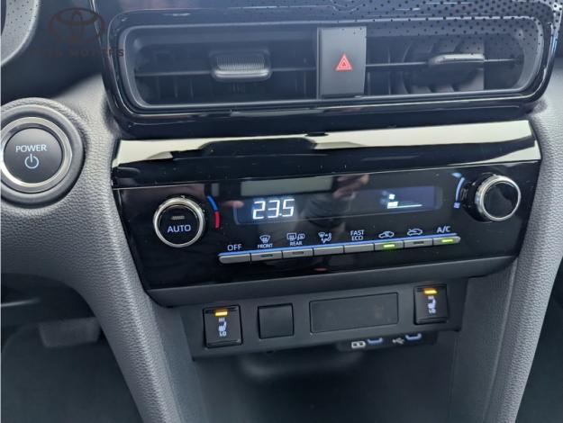 TOYOTA Yaris Cross 1.5 HYBRID 130H Design Pack Cargo  