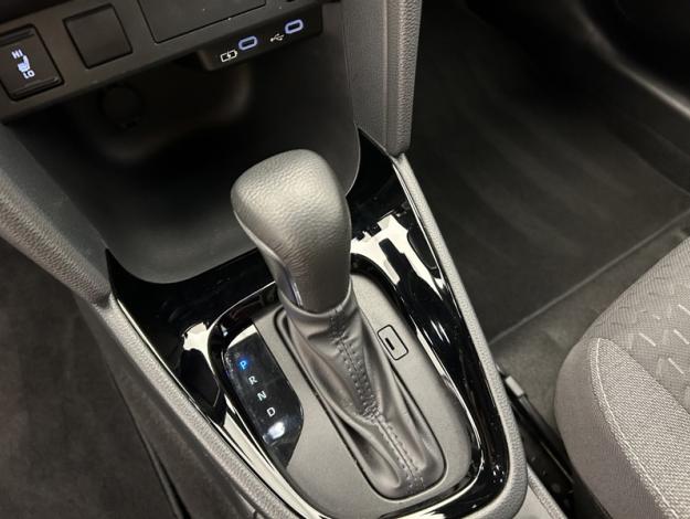 TOYOTA Yaris Cross 116h Design  