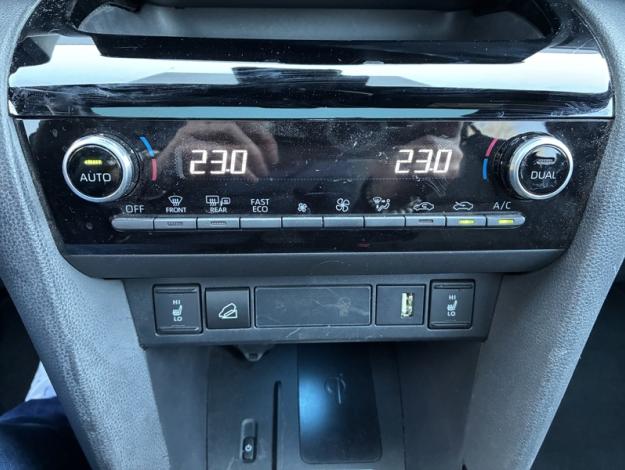 TOYOTA Yaris Cross 1.5 HYBRID 116H TRAIL AWD AUTO   