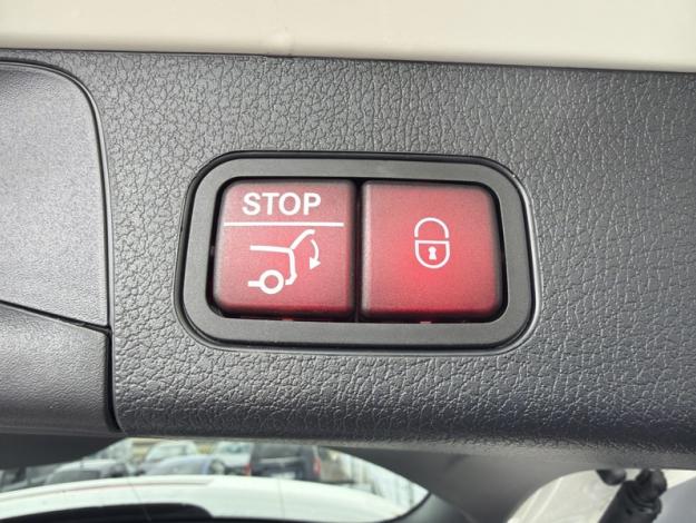 MERCEDES-BENZ GLB 200 d Progressive Line  