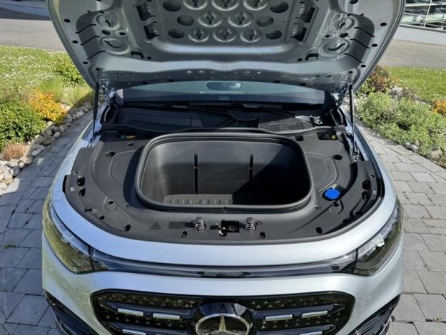 MERCEDES-BENZ GLB 250+ avec technologie EQ Limited Edition  GLB 250+ avec technologie EQ Limited Edition