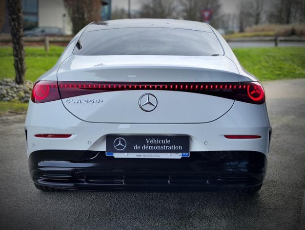 MERCEDES-BENZ CLA Coupé AMG LINE   CLA 250+ avec technologie EQ