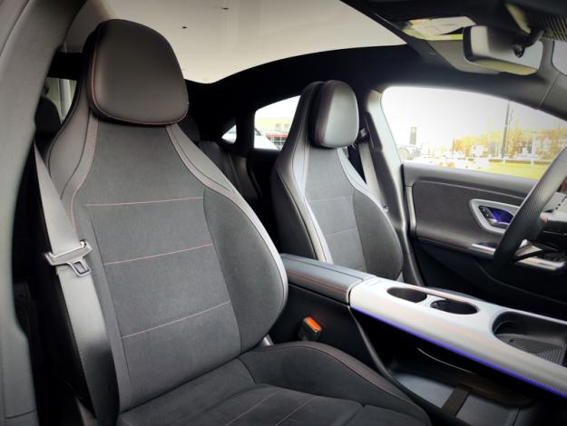 MERCEDES-BENZ CLA Coupé AMG LINE   CLA 250+ avec technologie EQ