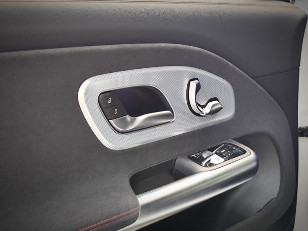 MERCEDES-BENZ CLA Coupé AMG LINE   CLA 250+ avec technologie EQ