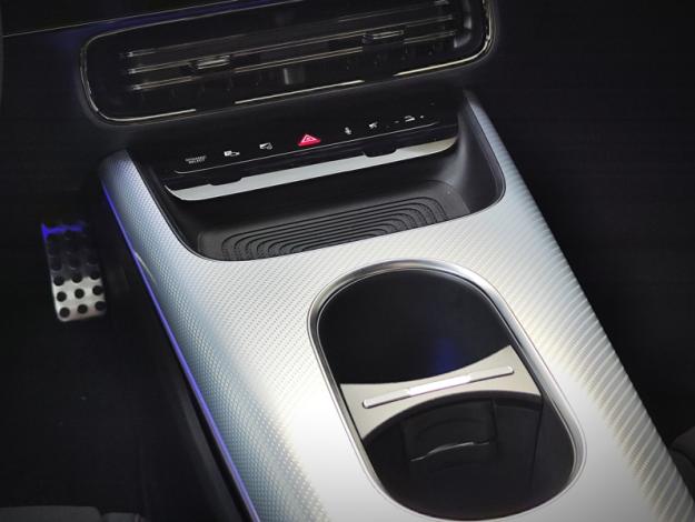 MERCEDES-BENZ CLA Coupé AMG LINE   CLA 250+ avec technologie EQ