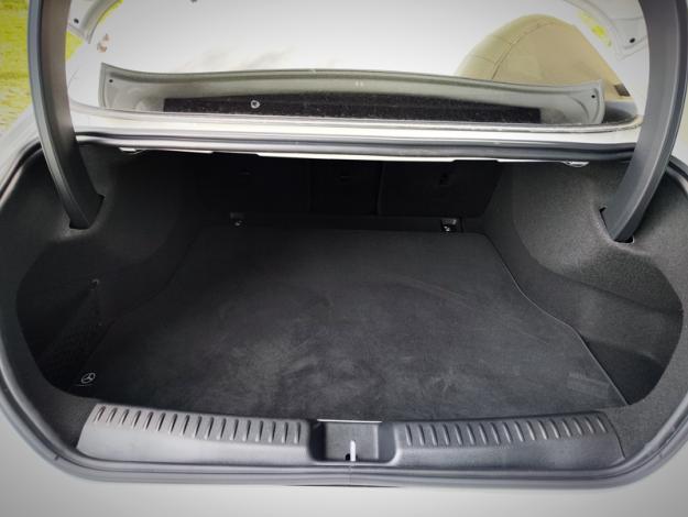 MERCEDES-BENZ CLA Coupé AMG LINE   CLA 250+ avec technologie EQ