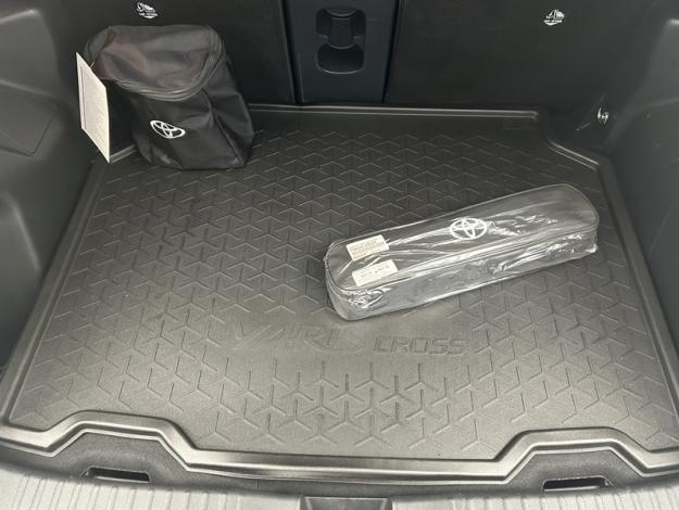 TOYOTA Yaris Cross 1.5 HYBRID 116H GR SPORT   