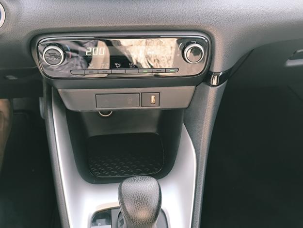 TOYOTA Yaris Hybrid Design  1.5 116 ch 