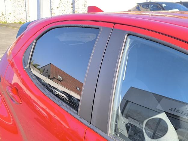 TOYOTA Yaris Hybrid Design  1.5 116 ch 