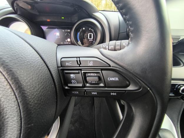 TOYOTA Yaris 1.5 116h Design  Pack Confort