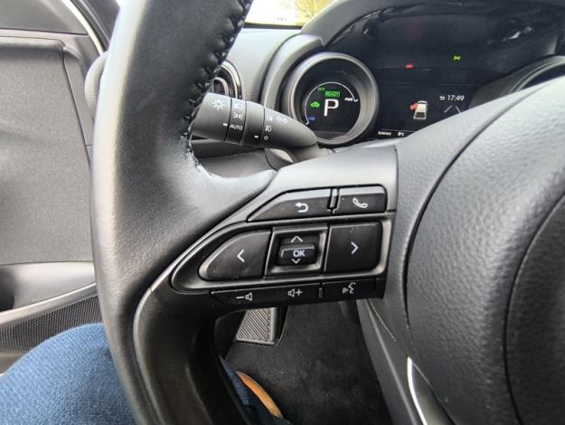 TOYOTA Yaris Hybride 116h Design  PACK MY22