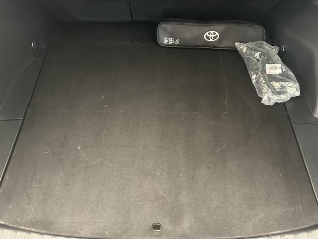 TOYOTA RAV4 2WD 218ch Dynamic  