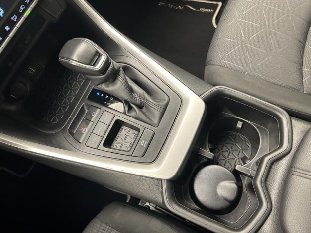 TOYOTA RAV4 2WD 218ch Dynamic  