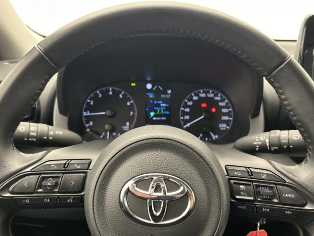 TOYOTA Yaris 70 VVT-i Dynamic  
